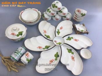 Bộ đồ ăn cánh tiên vẽ sen hồng men kem đun khử 23 món gốm sứ Bát Tràng