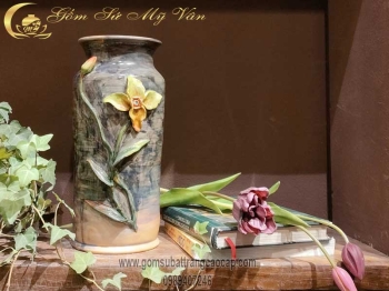 Bình Hoa Vuốt Tay Hoa Lan mẫu 1 Gốm Sứ Bát Tràng